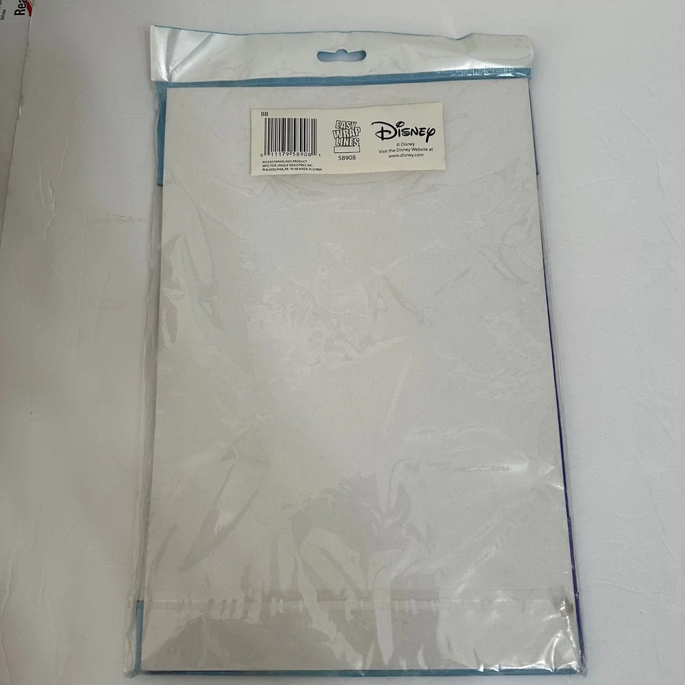 Disney Mickey‎ Mouse and Friends Easy Wrap Lines Gift Box 13.5x9x3 58908 NEW